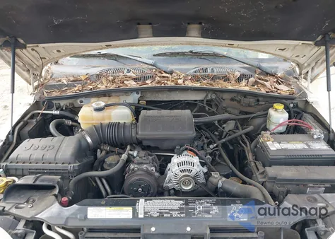 2003 Jeep Liberty Sport from USA, damaged, VIN 1J4GL48K43W708282